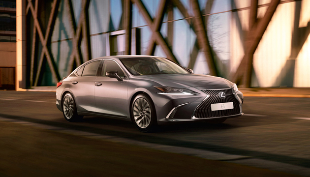 Lexus ES