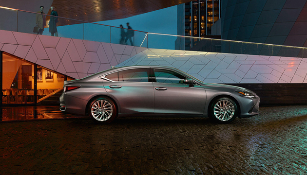 Lexus ES