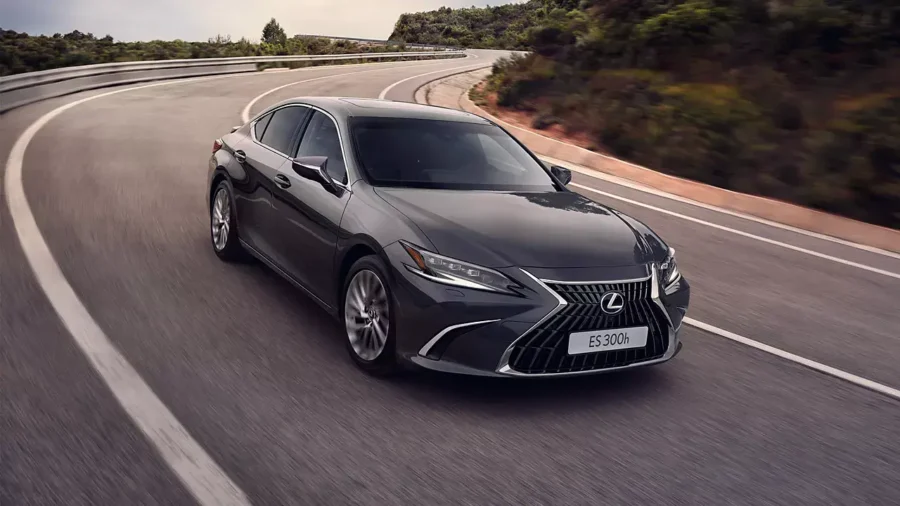 Фотография Lexus ES