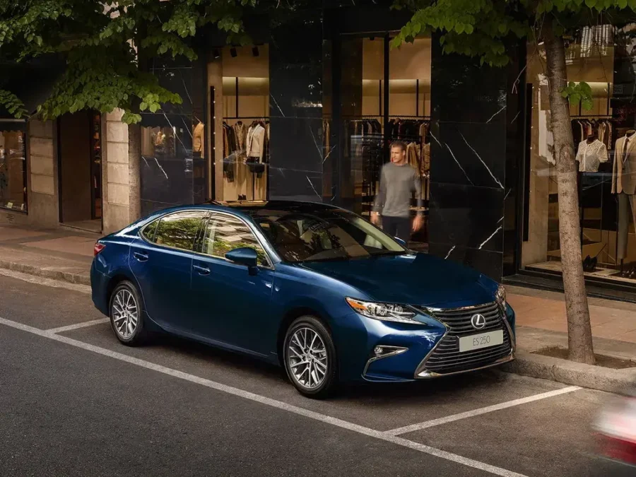 Фотография Lexus ES