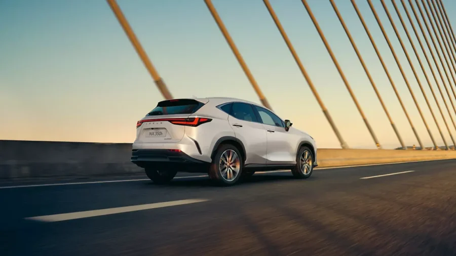 Фотография Lexus NX